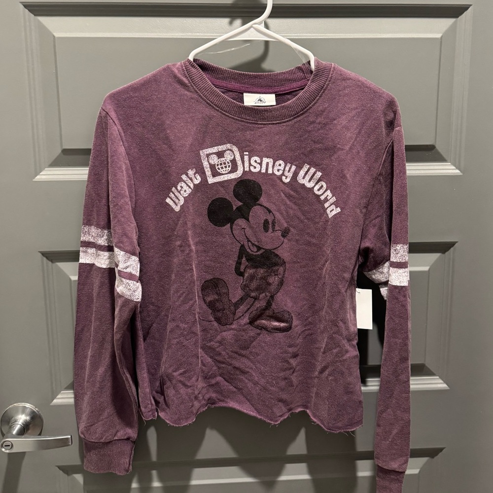 NWT WDW Crewneck